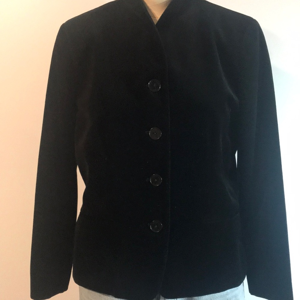 - Ralph Lauren Black velvet Fitted Suit Jacket